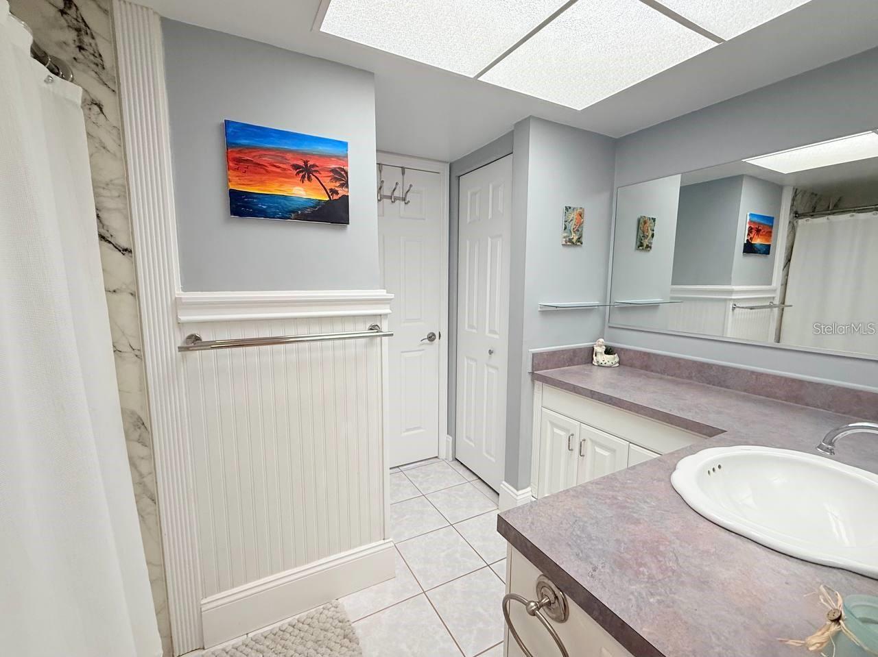 IMPERIAL COVE 8 - Residential