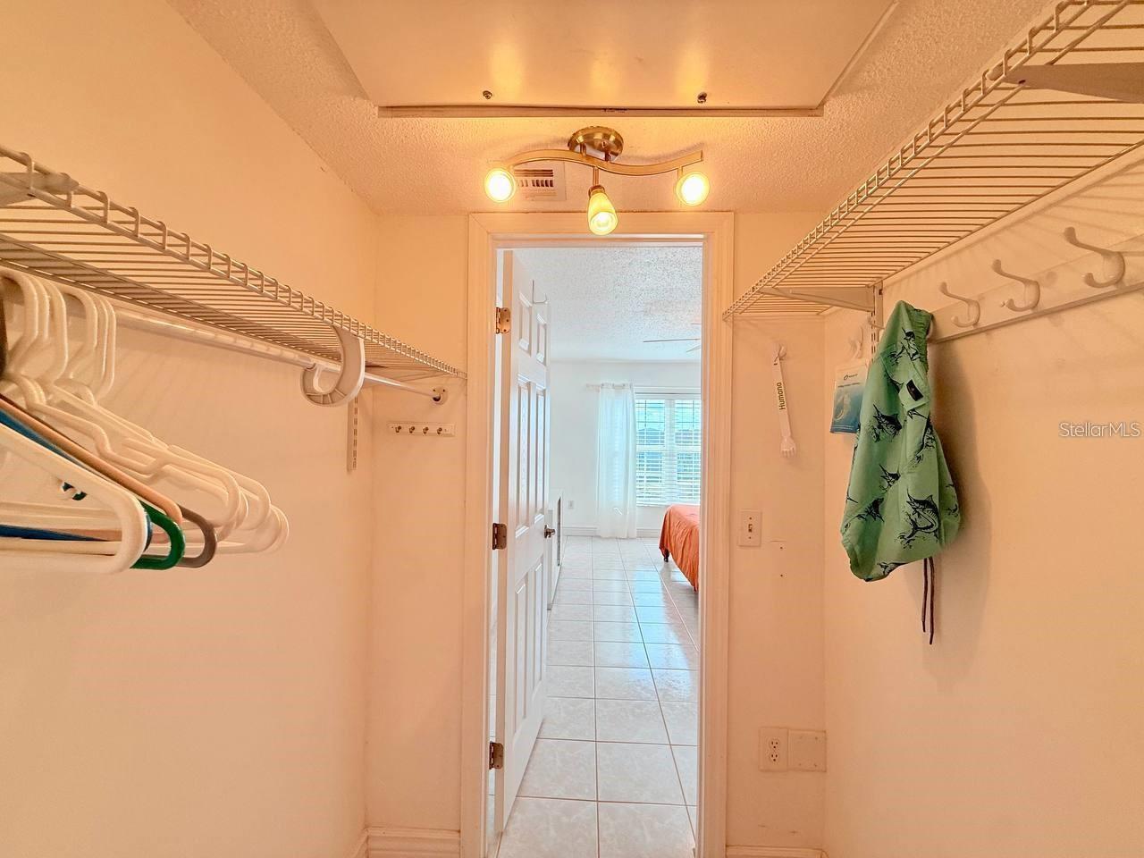 IMPERIAL COVE 8 - Residential