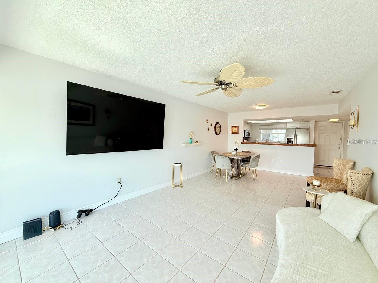 IMPERIAL COVE 8 - Residential