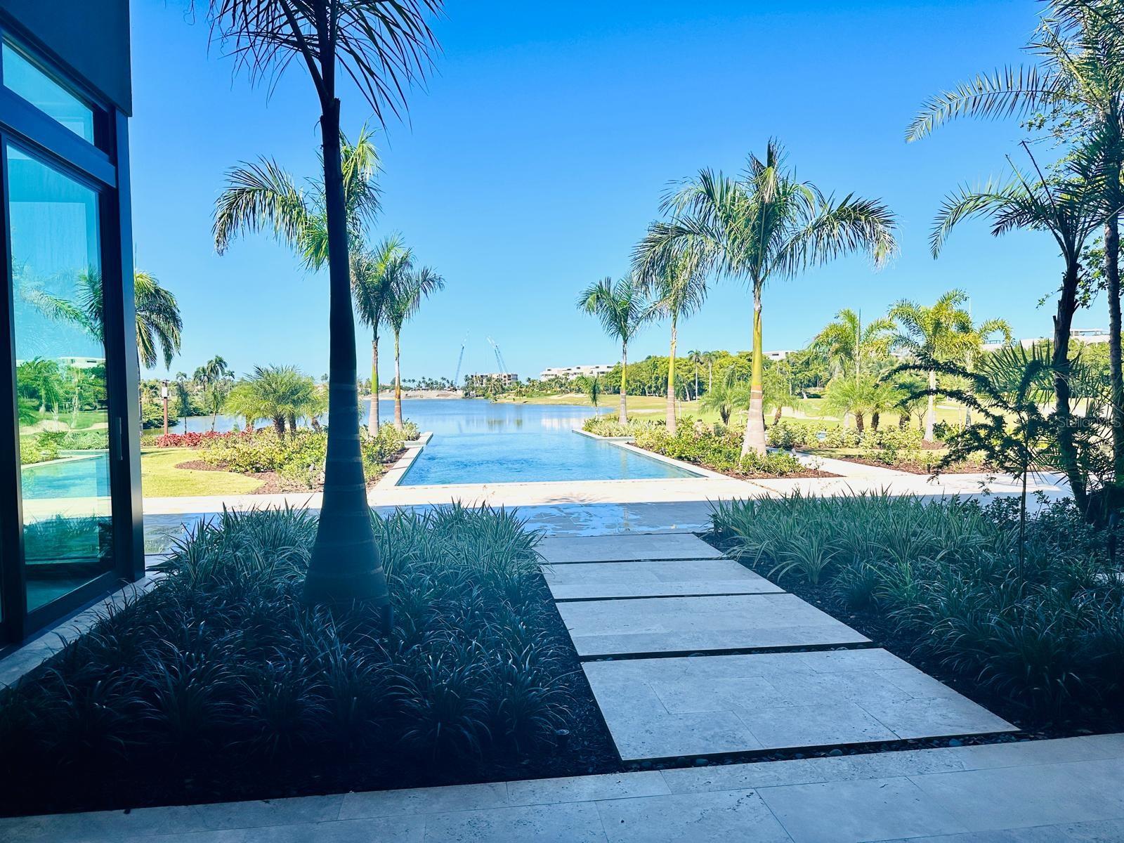 LIVINGSTON LAKE - Residential