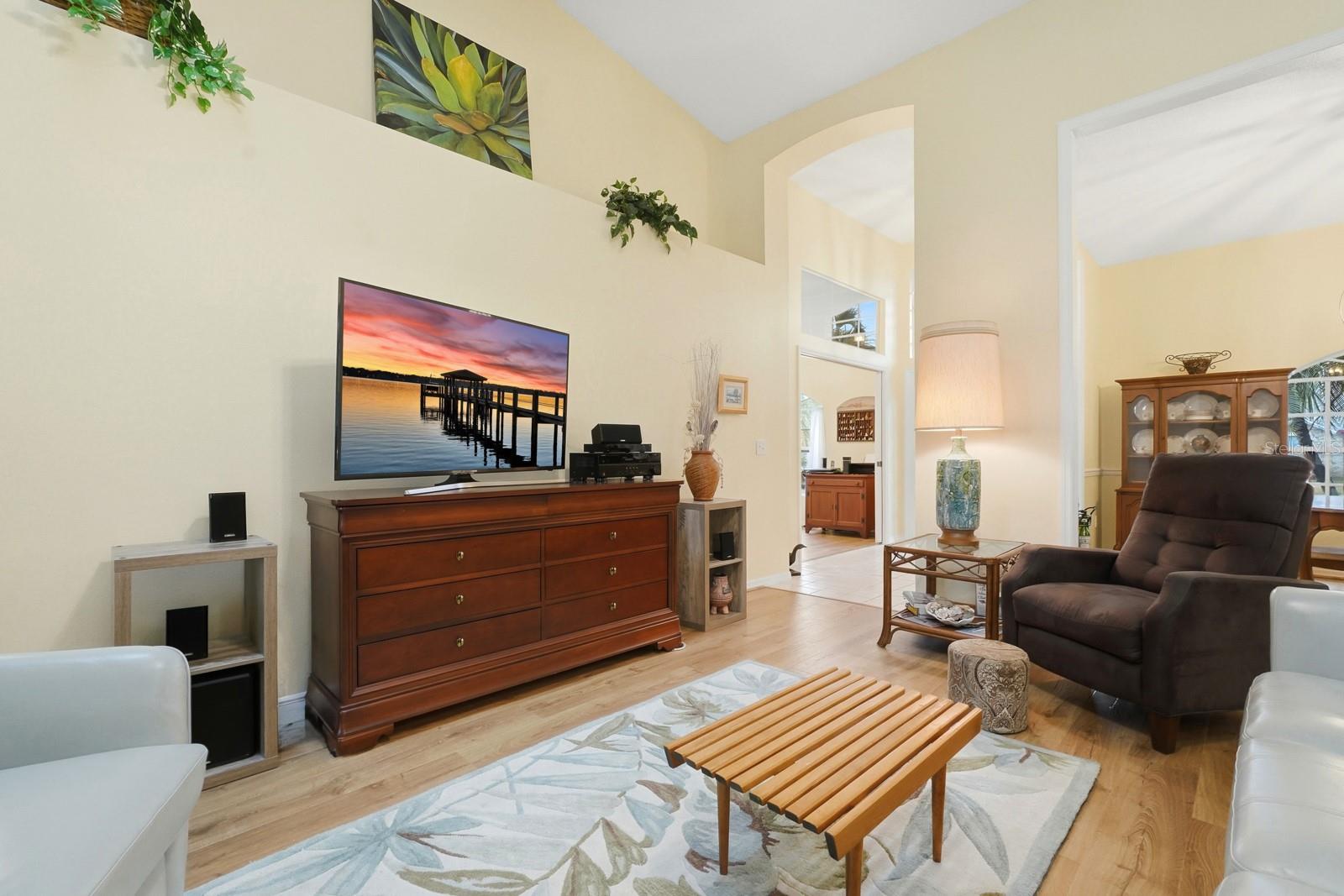 BRYAN CAVE ESTATES - Residential