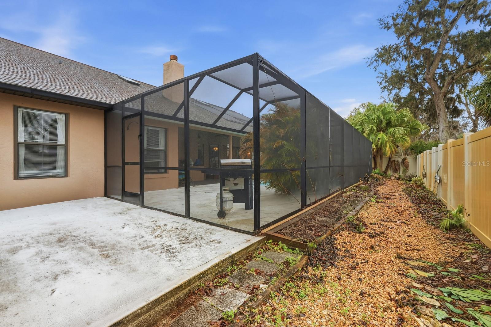 BRYAN CAVE ESTATES - Residential