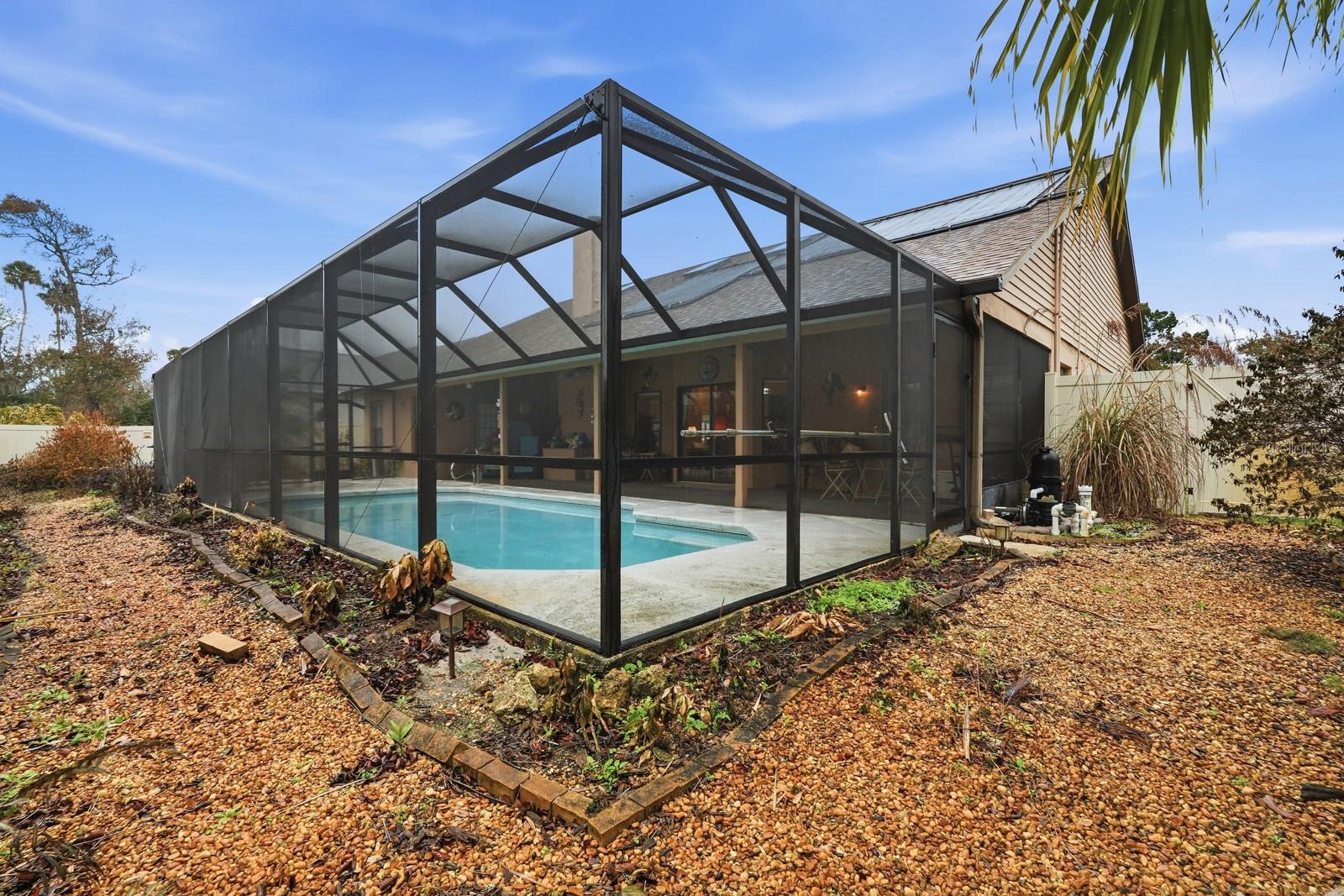 BRYAN CAVE ESTATES - Residential