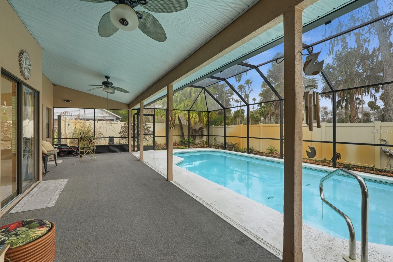 BRYAN CAVE ESTATES - Residential