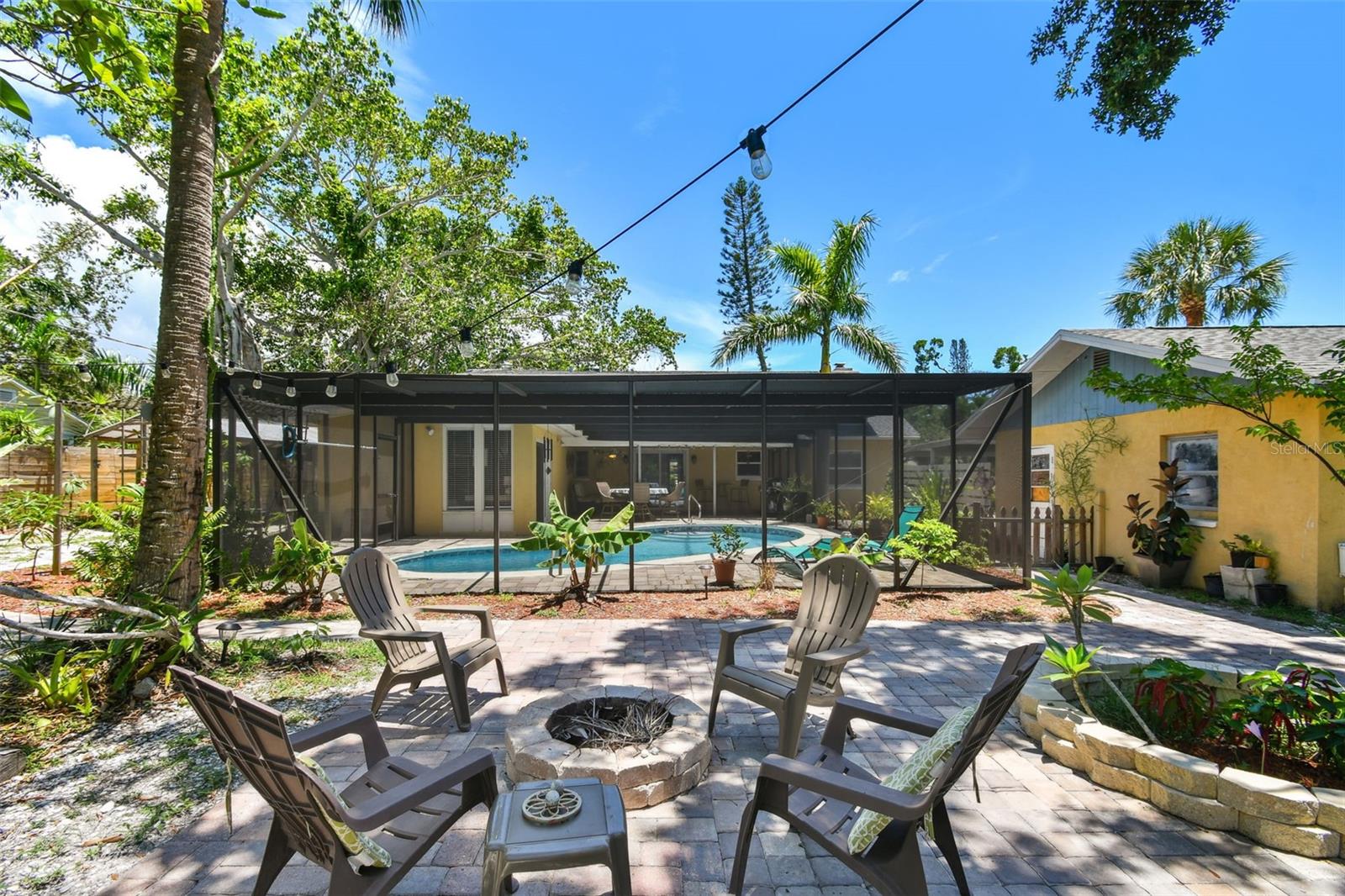 859 PATTERSON DRIVE