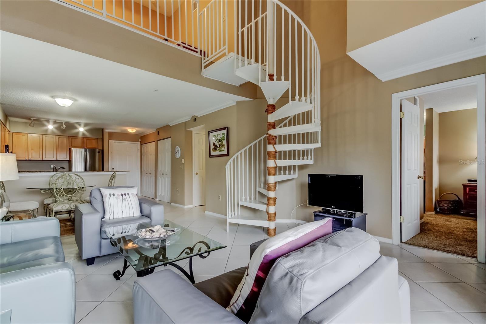 AUDUBON CONDO AT FEATHER SOUND - Residential