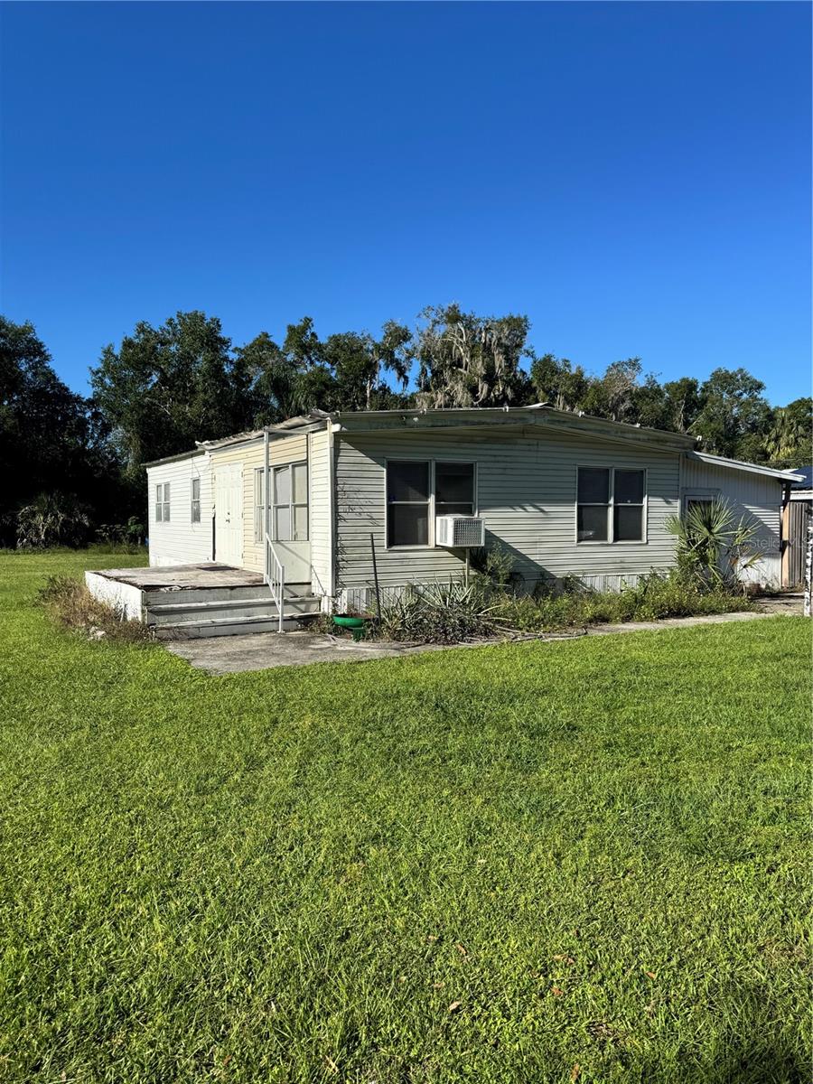 1148 SHADY COVE ROAD E