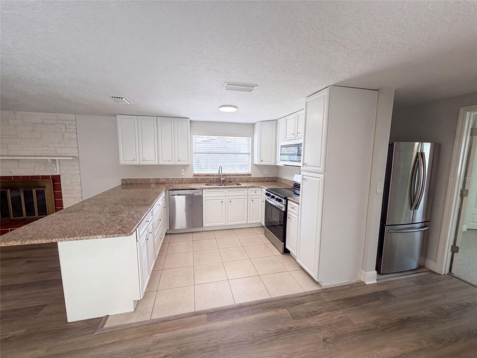 5324 REEF DRIVE