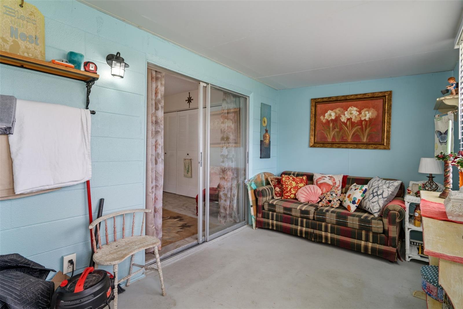 PARADISE POINTE WEST - Residential Lease