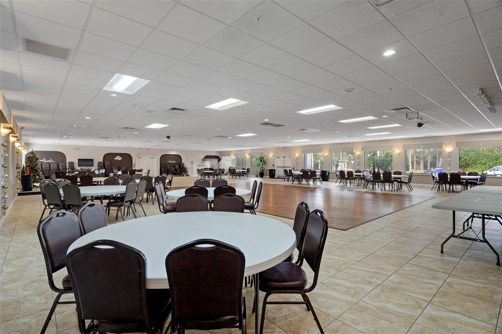 PARADISE POINTE WEST - Residential Lease