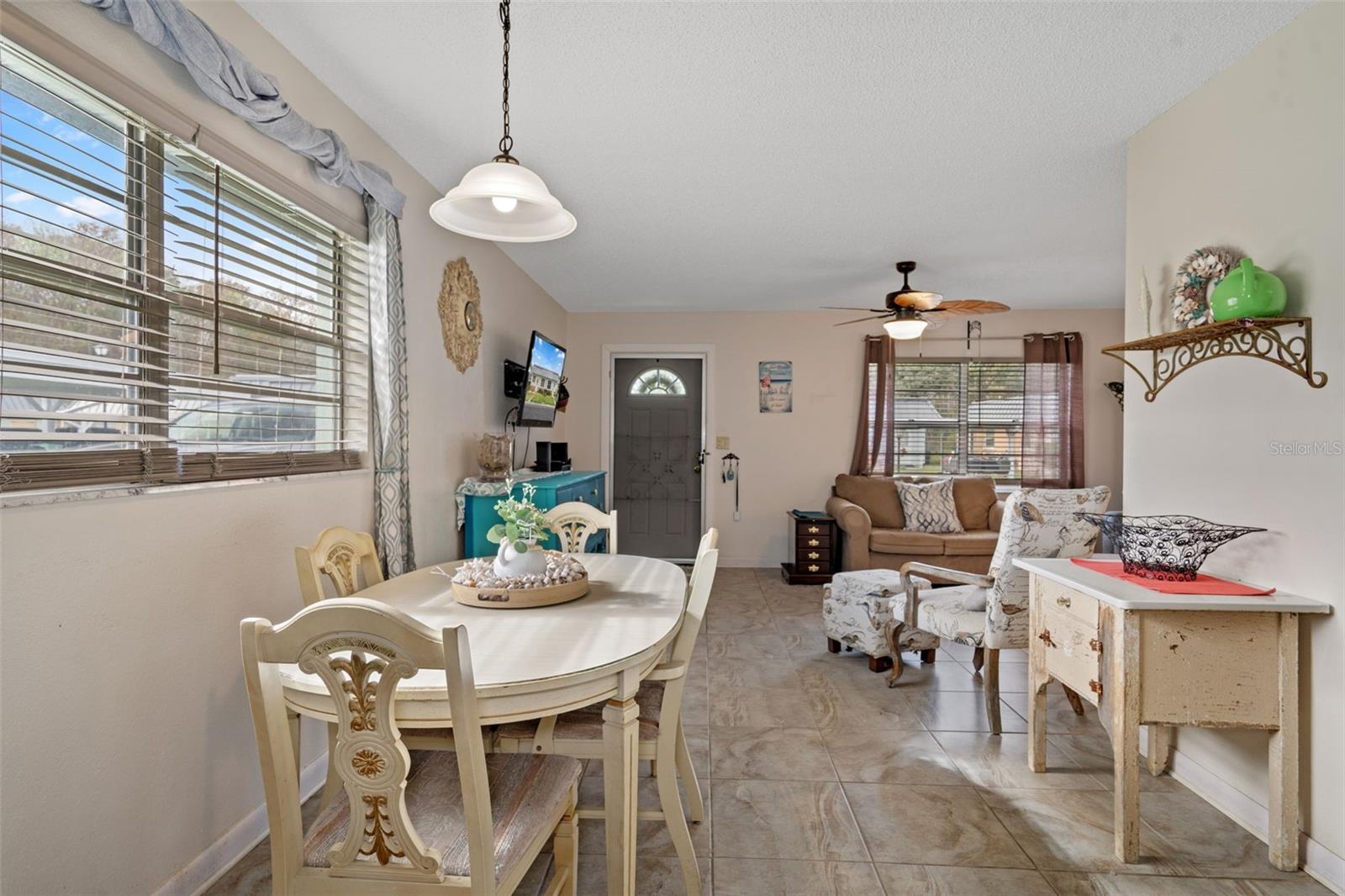 PARADISE POINTE WEST - Residential Lease