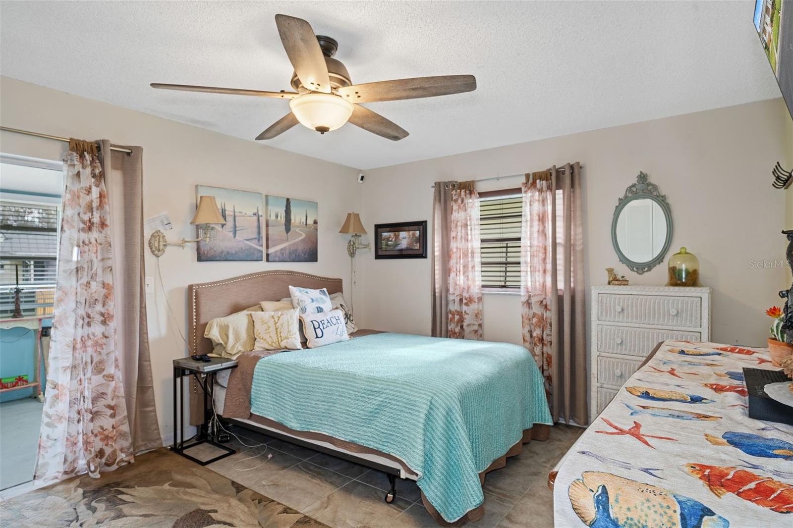 PARADISE POINTE WEST - Residential Lease