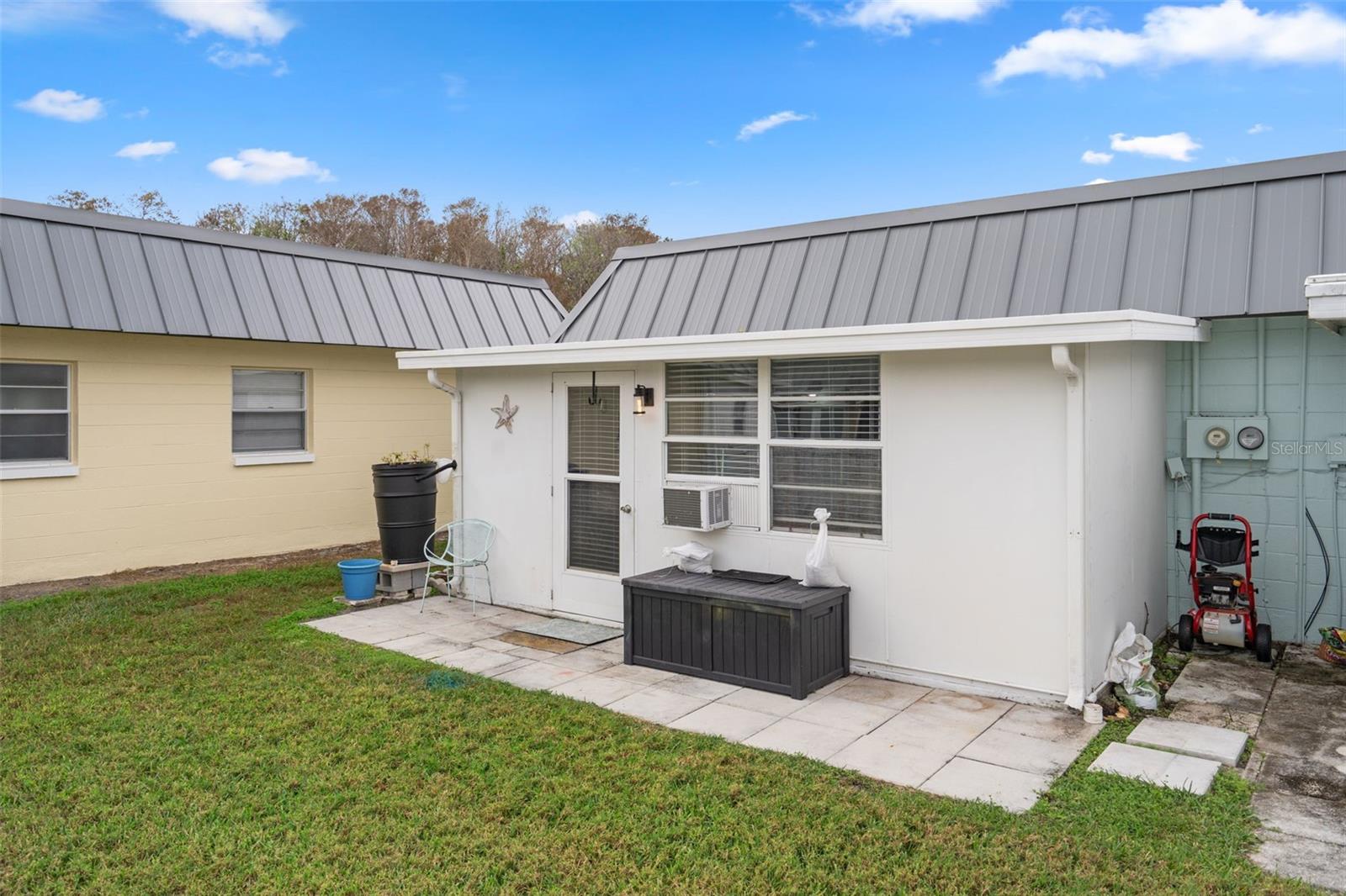 PARADISE POINTE WEST - Residential Lease