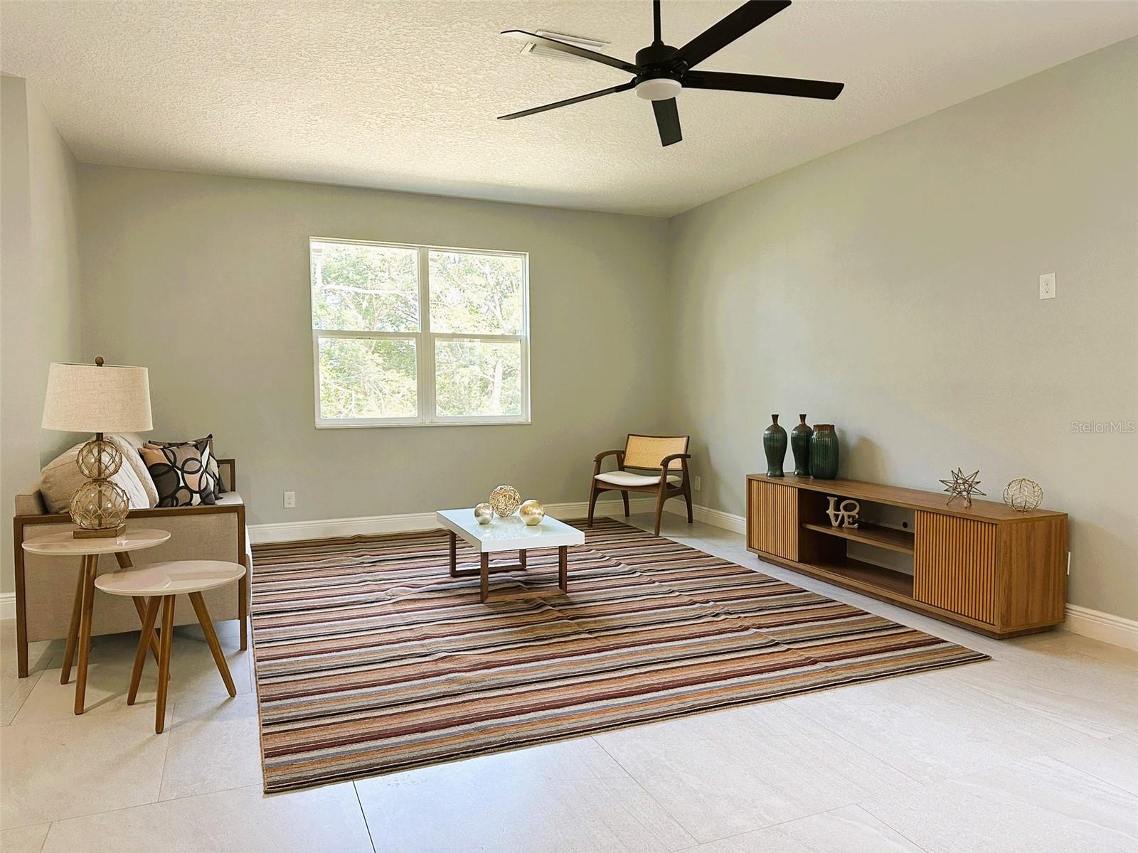 CALABAY PARC AT TOWER LAKE - Residential