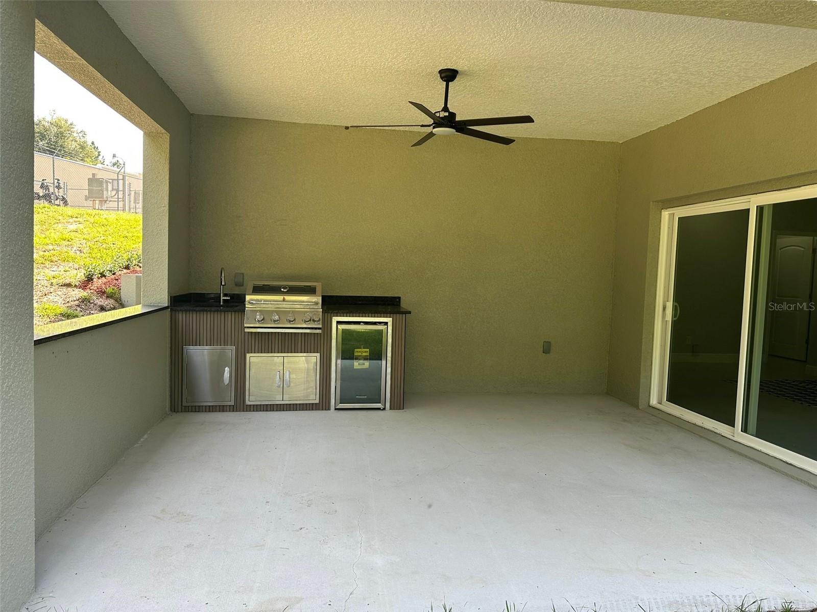 CALABAY PARC AT TOWER LAKE - Residential