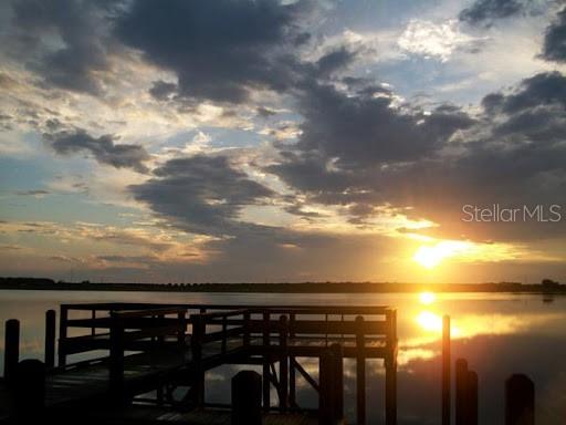 CALABAY PARC AT TOWER LAKE - Residential