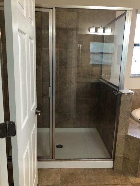 MAPLE GLEN/7 OAKS - Residential Lease