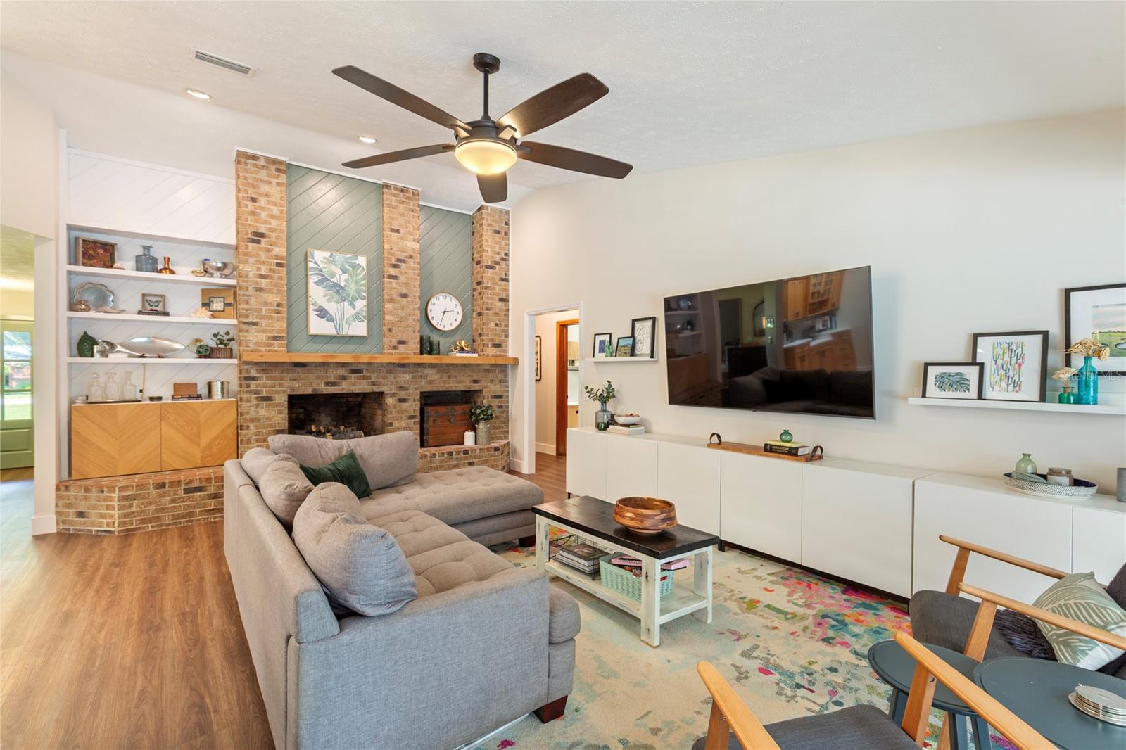 CHELSEA WOODS - Residential