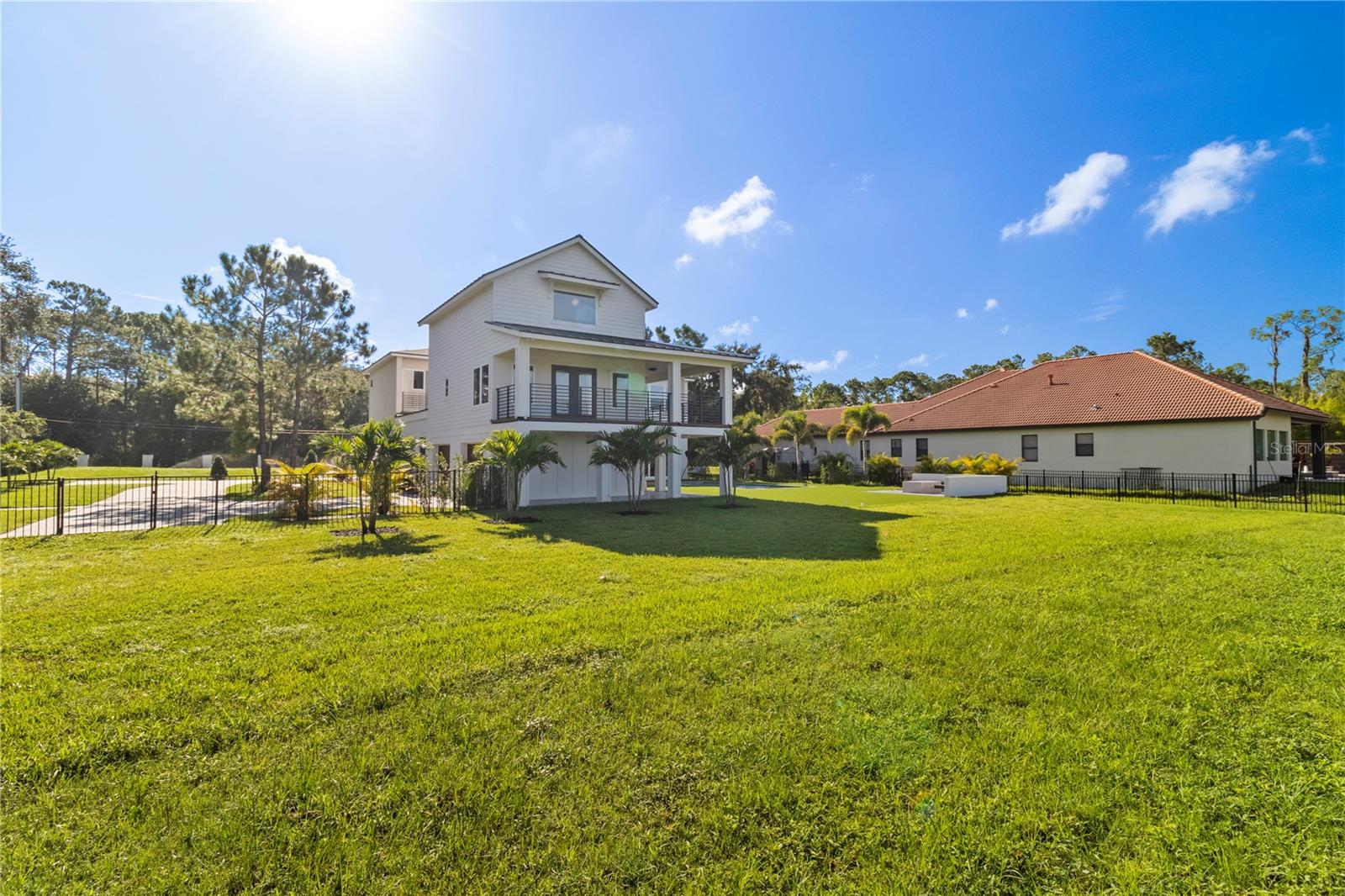 LAKE HANCOCK SHORES - Residential
