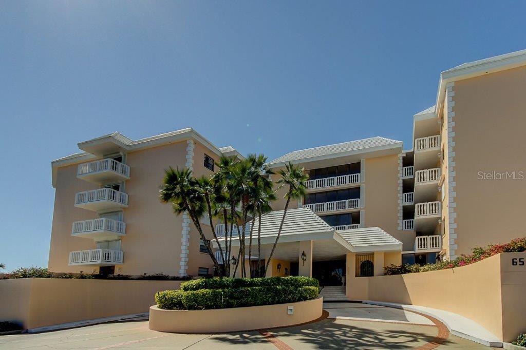 SILVER SANDS BEACH & RACQUET CLUB - Residential