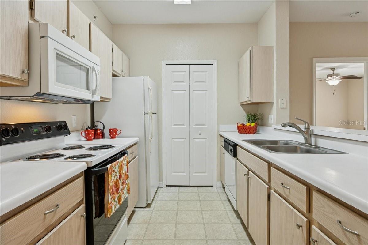 CYPRESS FAIRWAY CONDOMINIUM - Residential