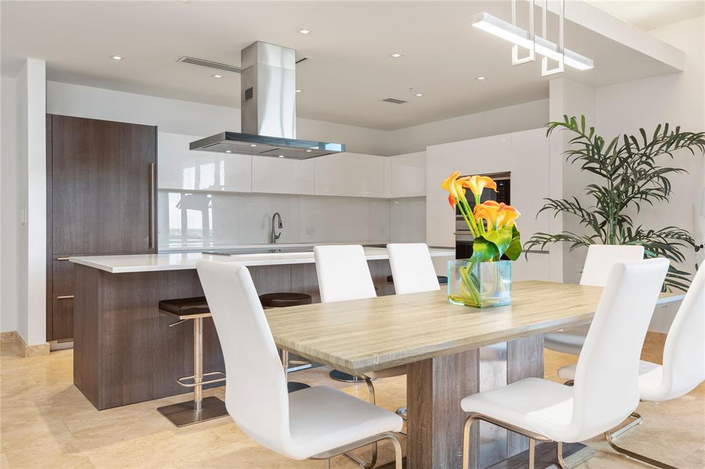 WEST BEACH RESIDENCE - Residential