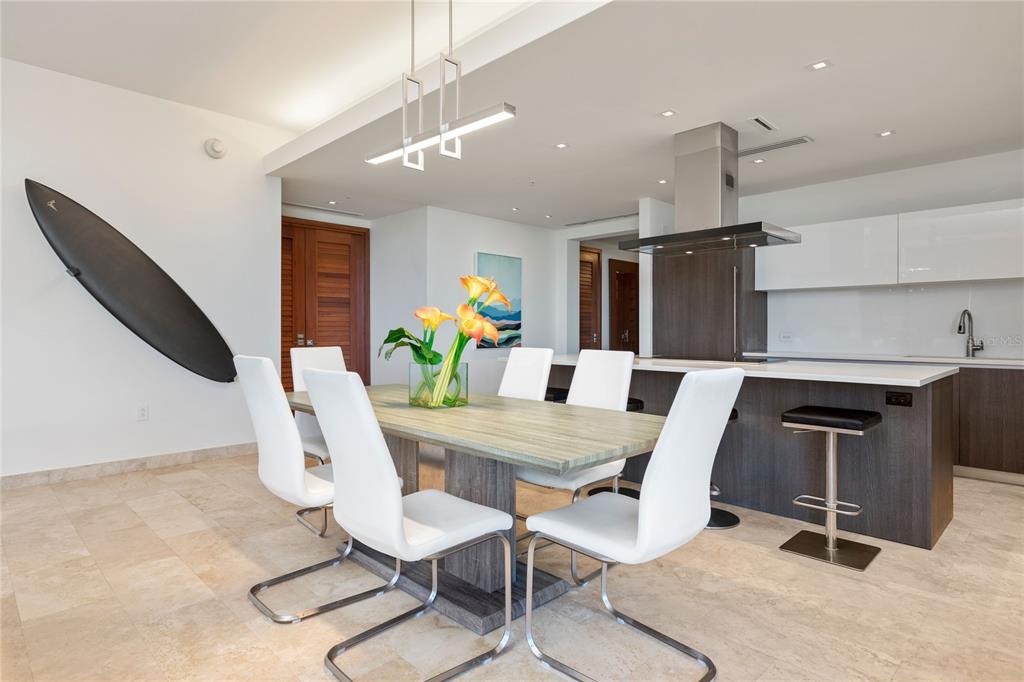WEST BEACH RESIDENCE - Residential