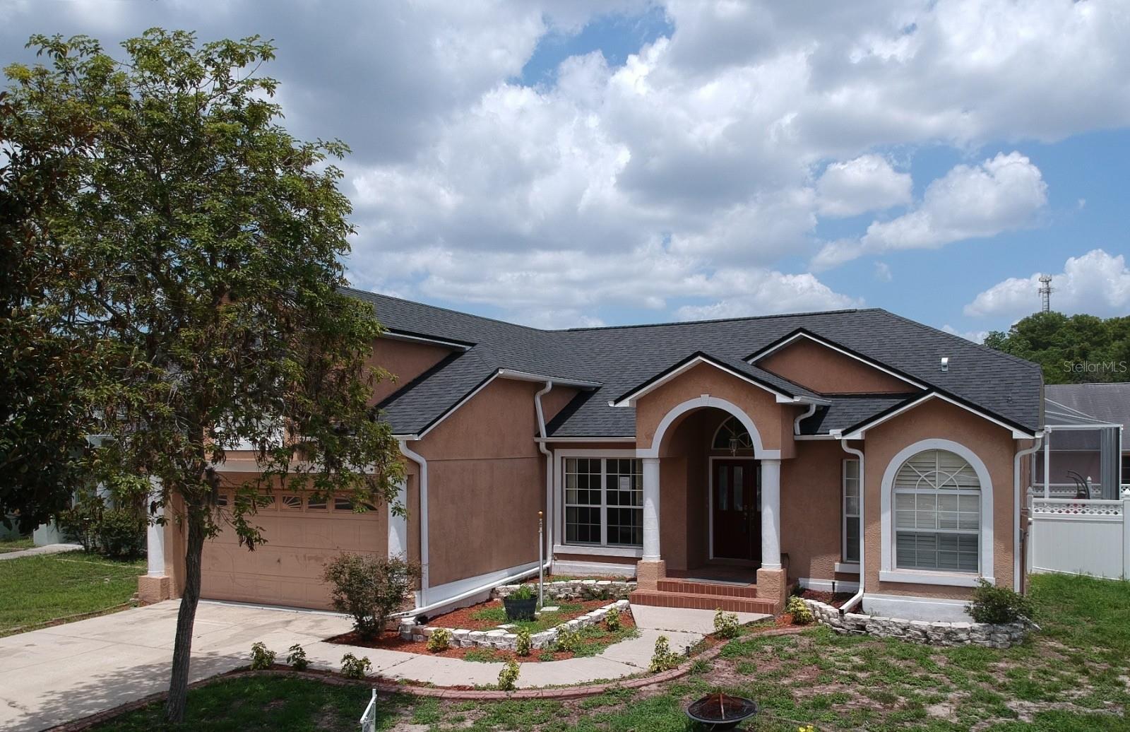 HUNTERS LAKE PH 01 - Residential