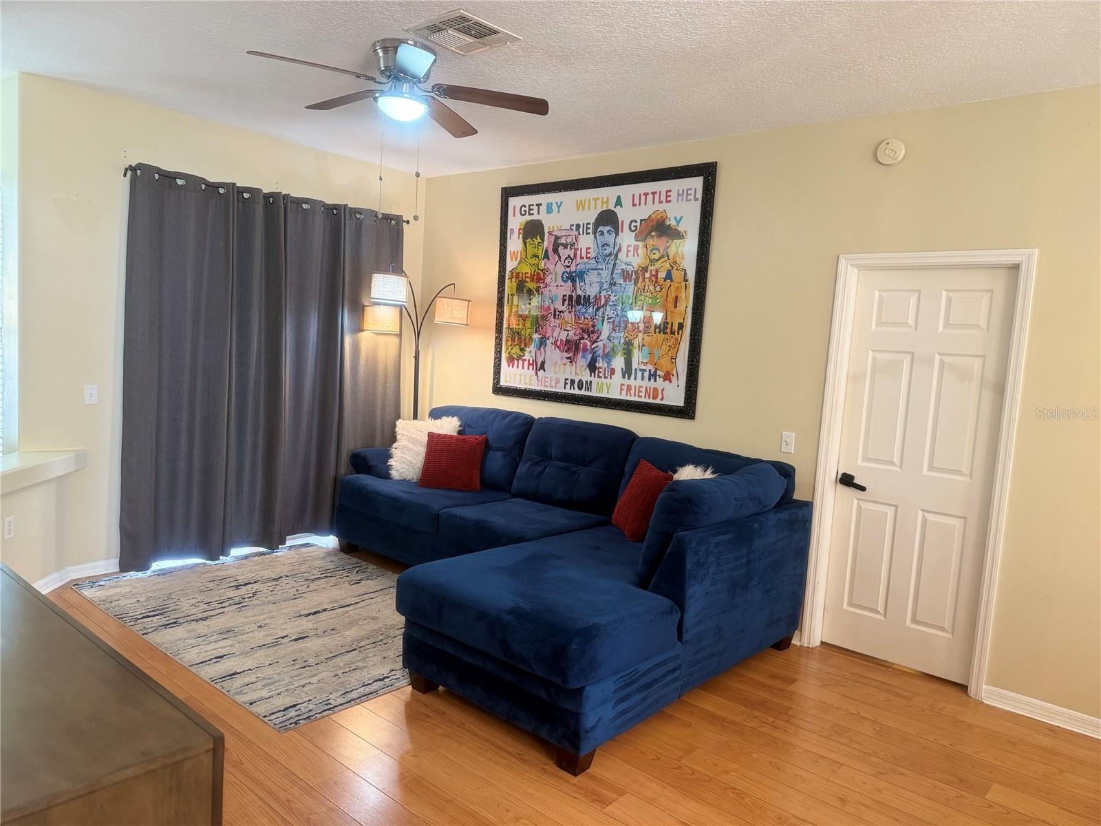 HUNTERS LAKE PH 01 - Residential