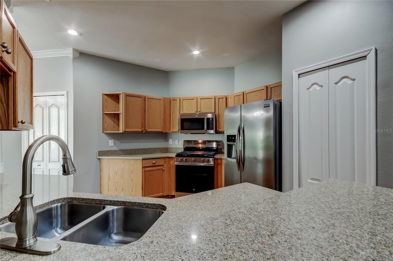 WESTCHASE SEC 430A - Residential Lease