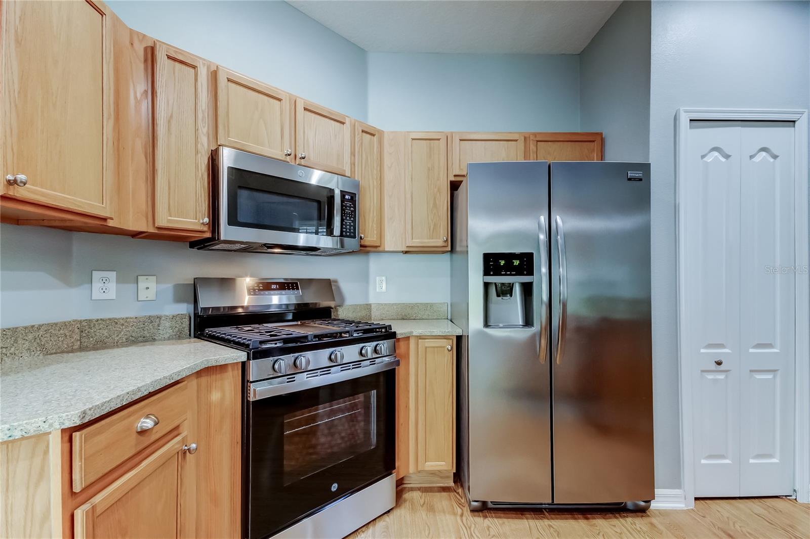 WESTCHASE SEC 430A - Residential Lease