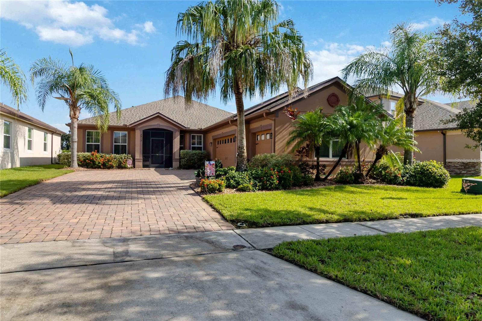 2812 AUTUMN BREEZE WAY