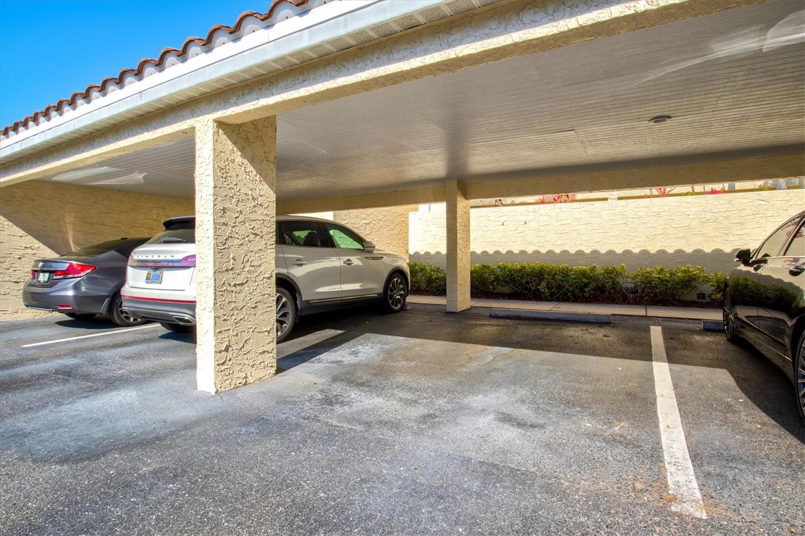 VIZCAYA PH 1,2,3,4,5,7,9,12,13,15&16 - Residential