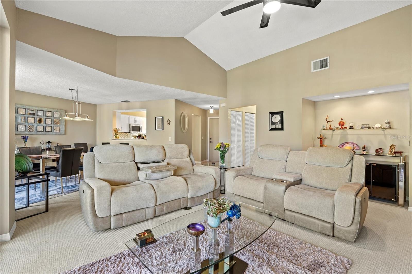 VIZCAYA PH 1,2,3,4,5,7,9,12,13,15&16 - Residential