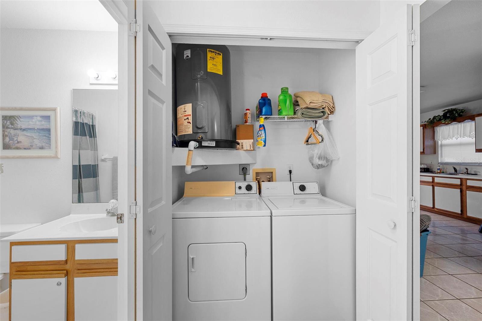 COUNTRY CLUB VILLAS 01 & 02 SP LAKE - Residential