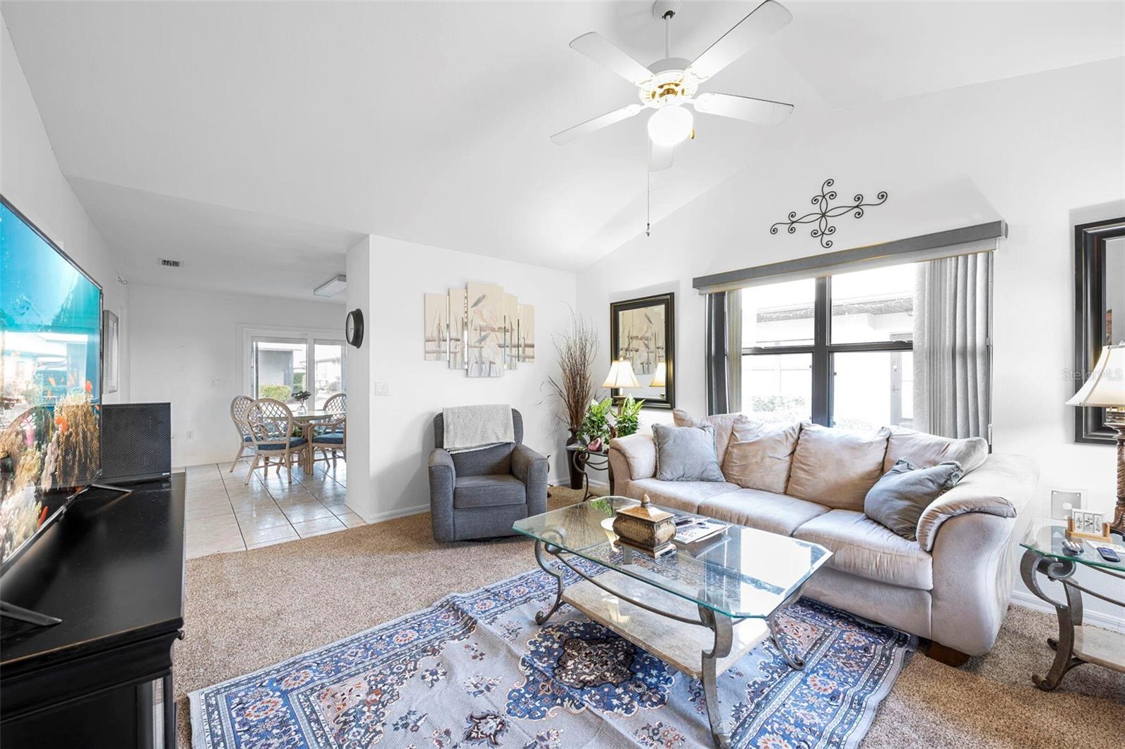 COUNTRY CLUB VILLAS 01 & 02 SP LAKE - Residential