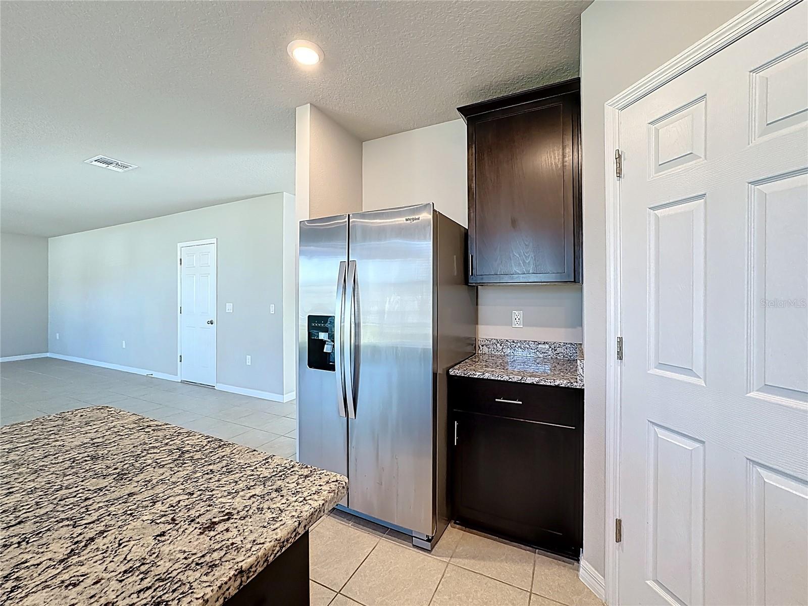 SILVER SPGS - Residential Lease