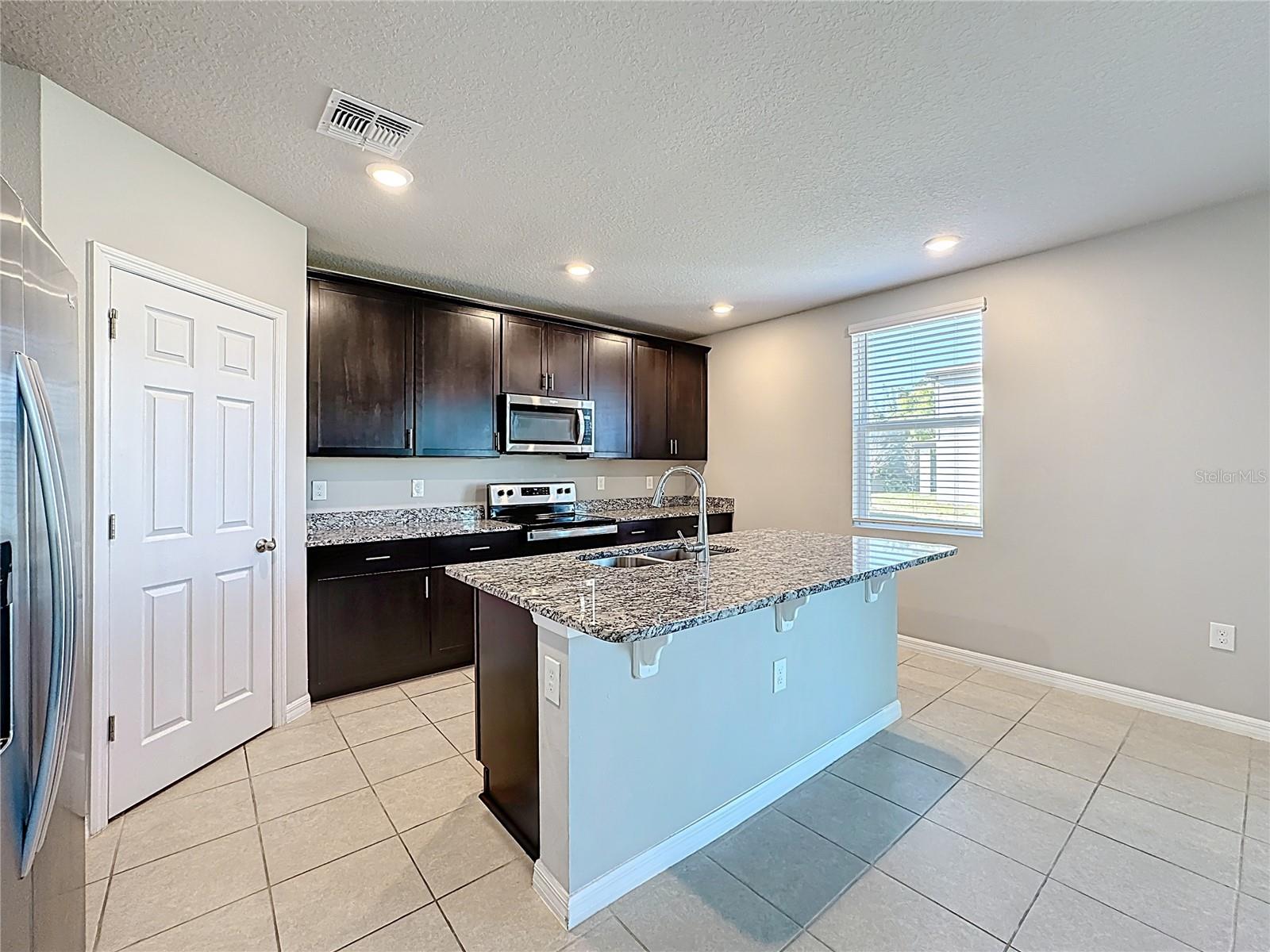 SILVER SPGS - Residential Lease