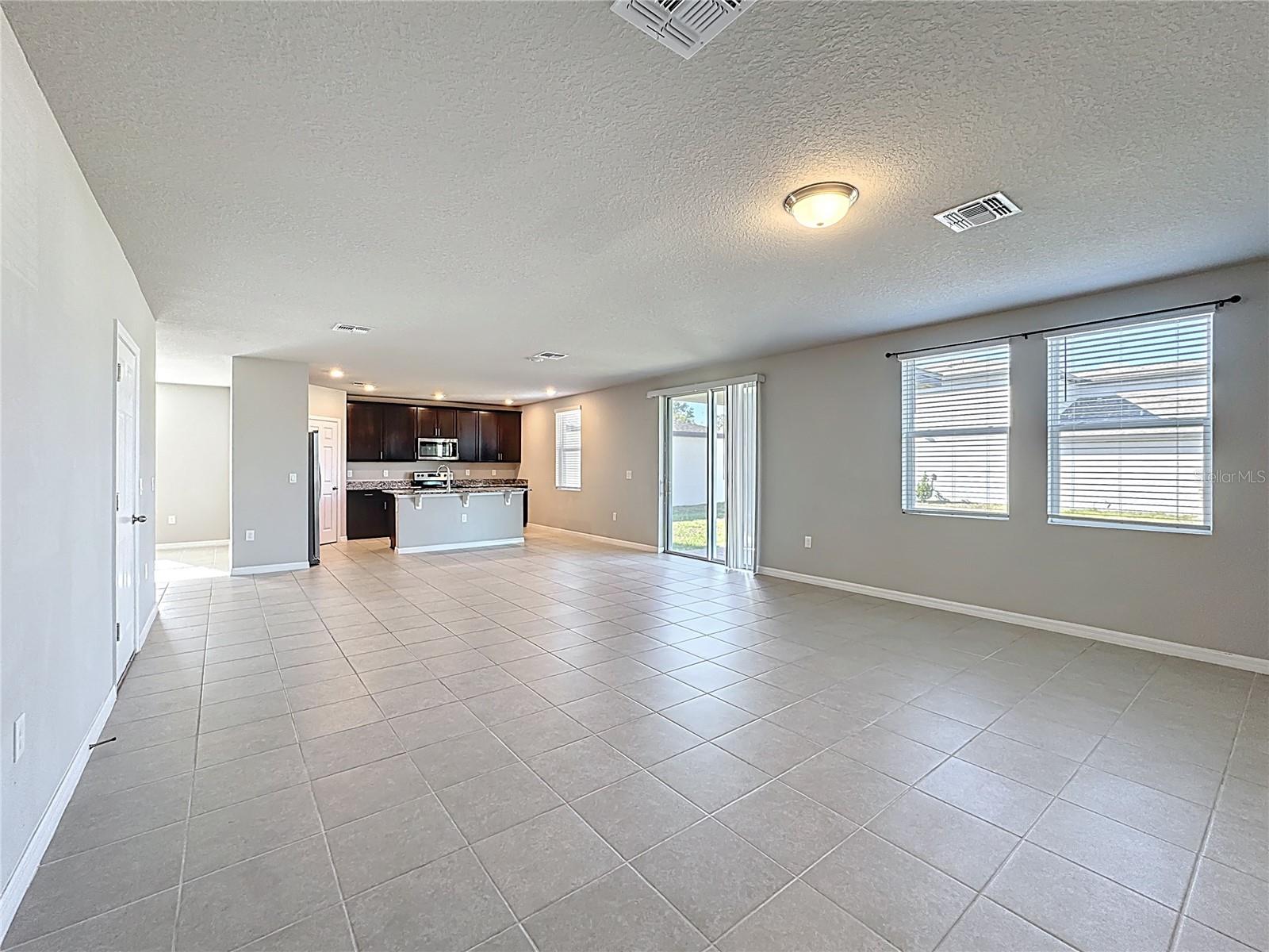 SILVER SPGS - Residential Lease