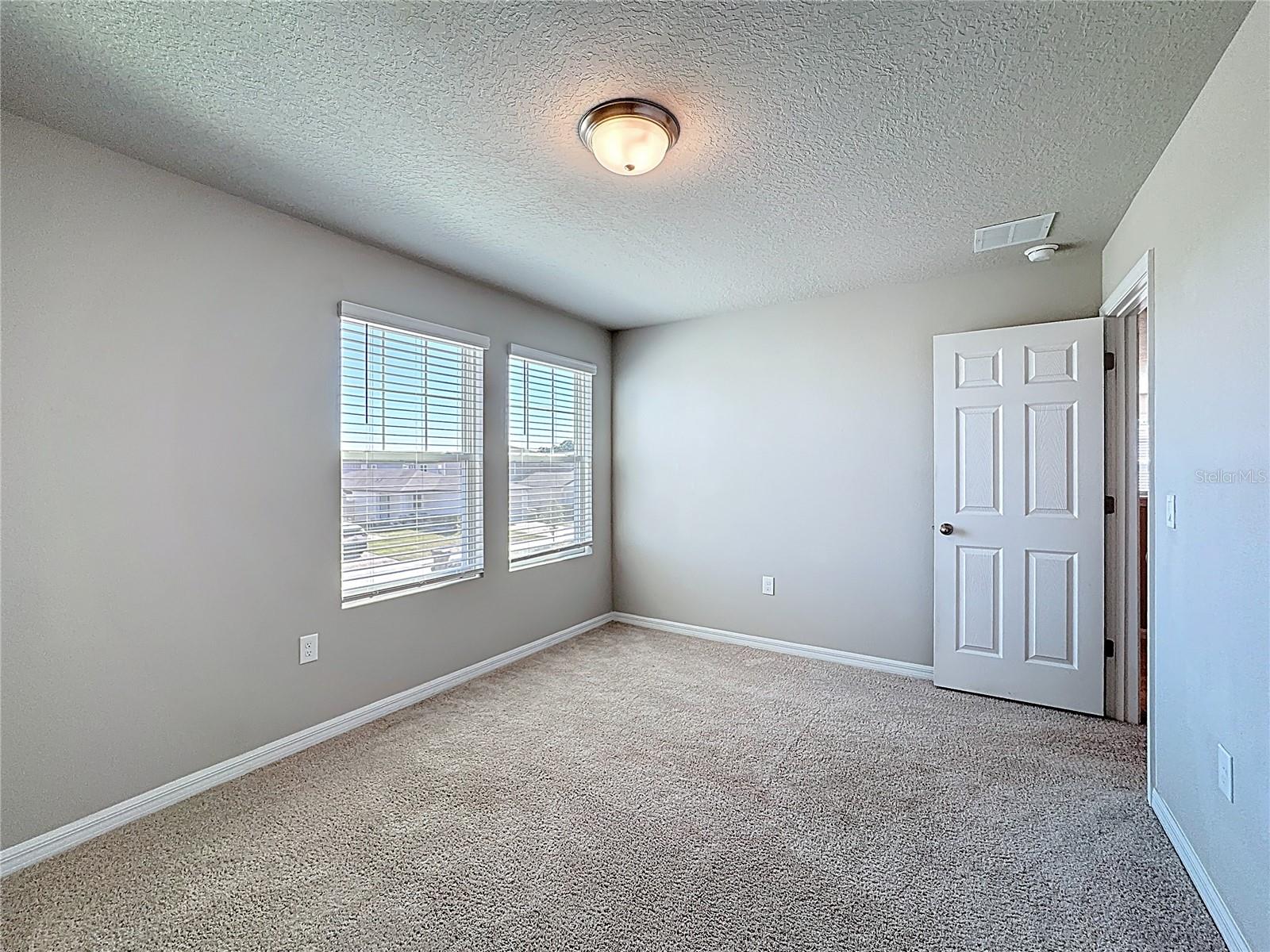 SILVER SPGS - Residential Lease