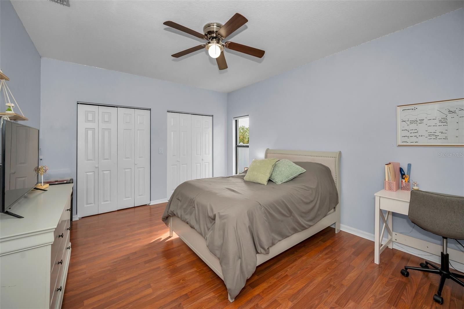 CREST SUB THE - Residential