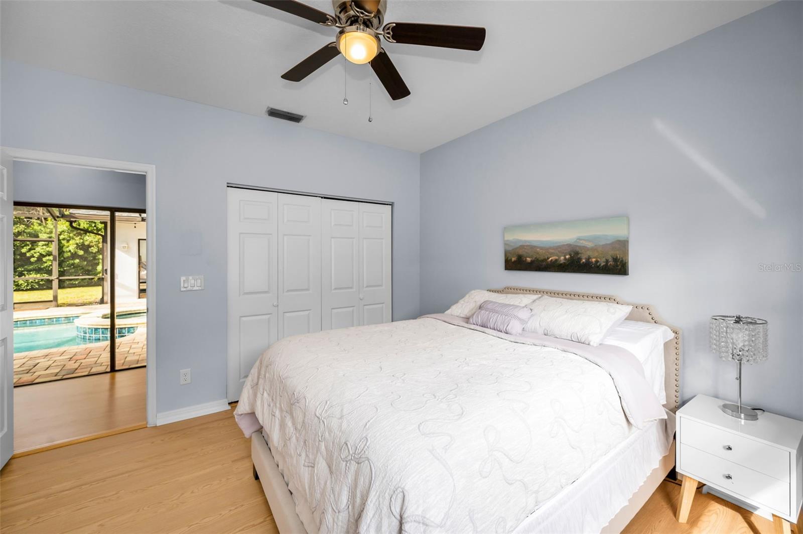 CREST SUB THE - Residential