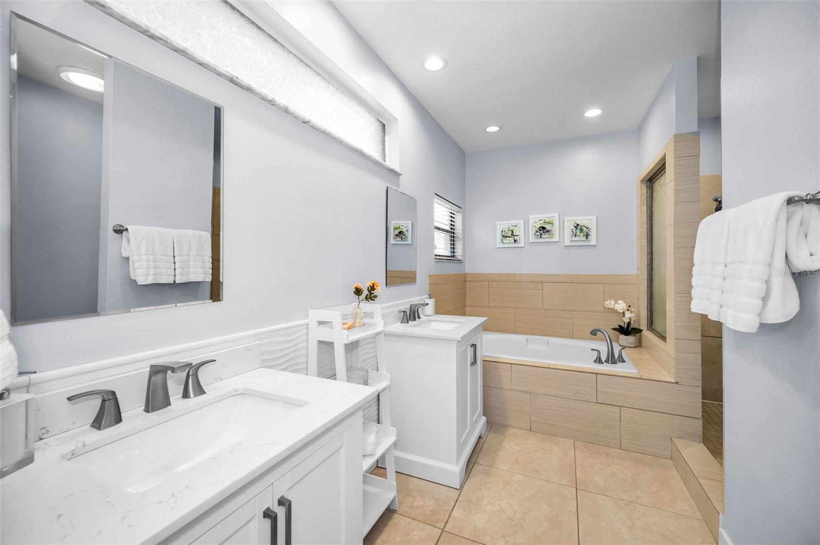 CREST SUB THE - Residential