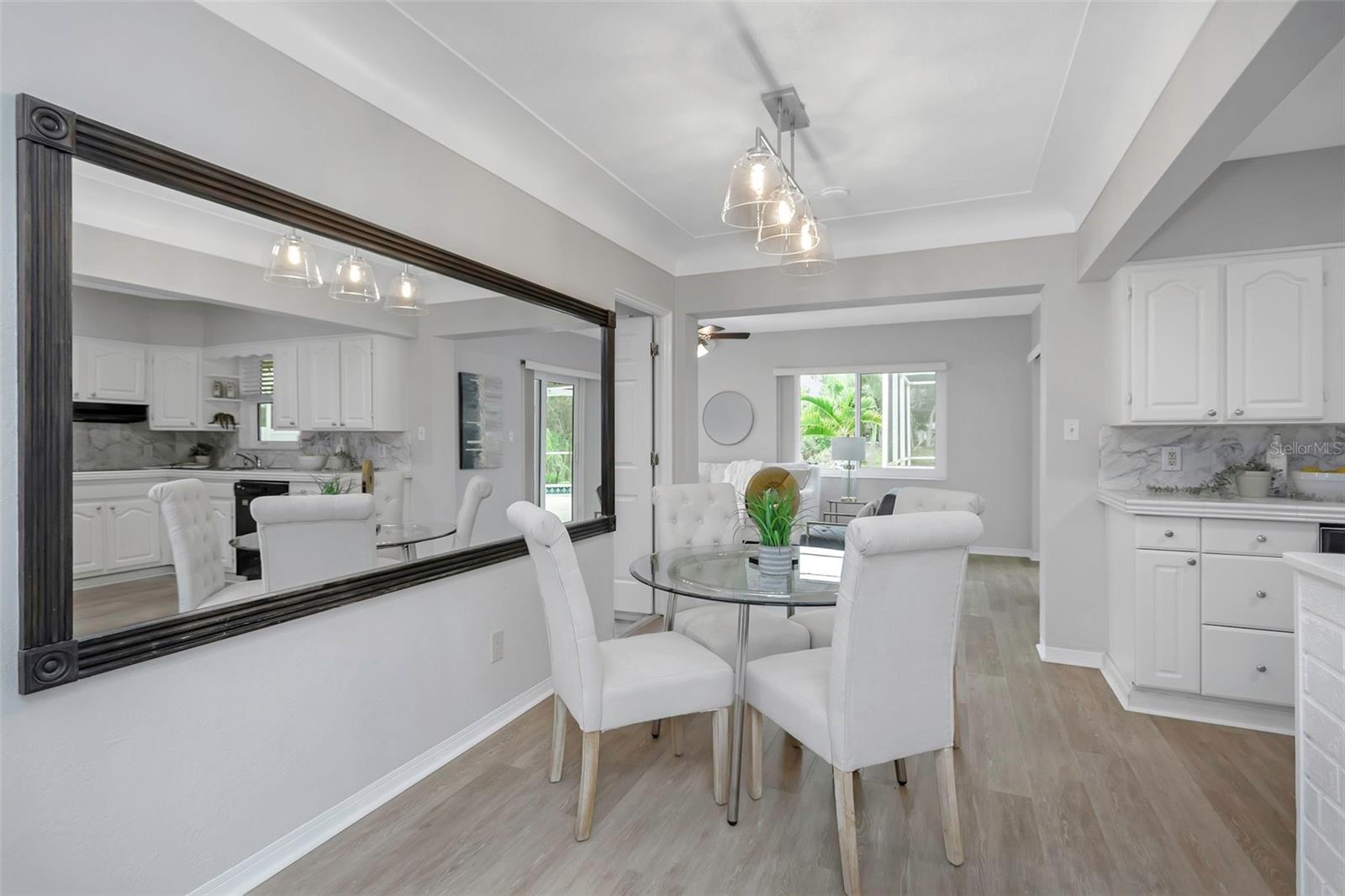 ROBIN TERRACE - Residential