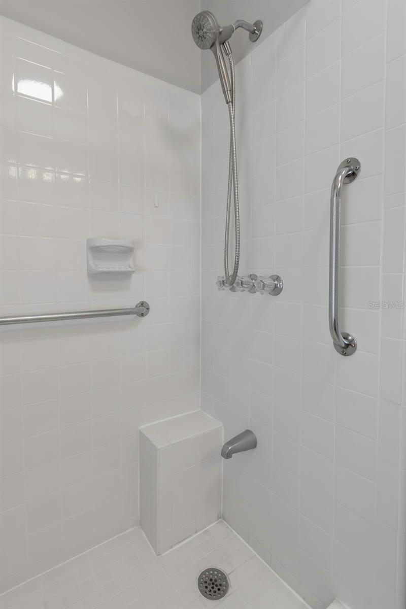 ROBIN TERRACE - Residential