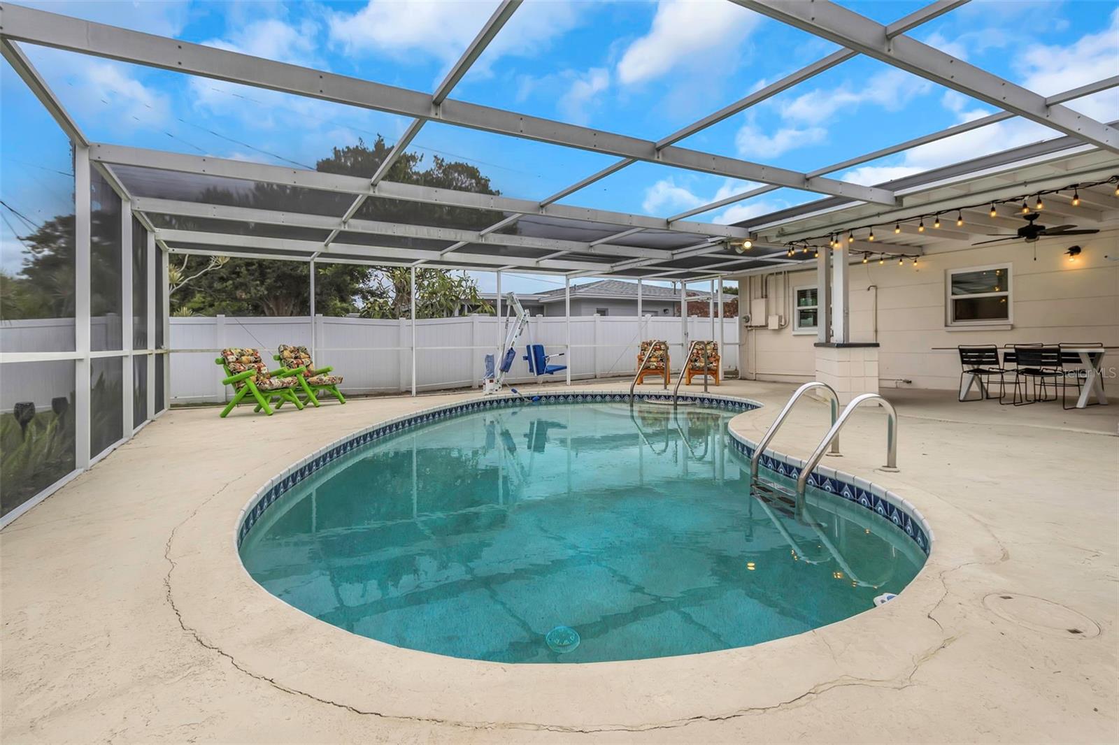 ROBIN TERRACE - Residential