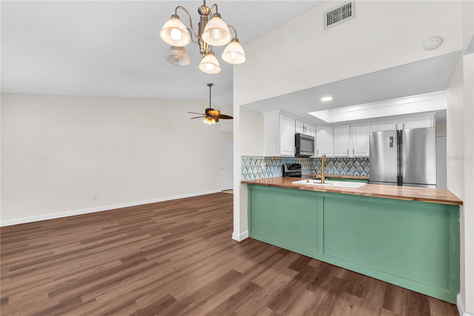 BLOOMINGDALE SECTION A UNIT 2 - Residential