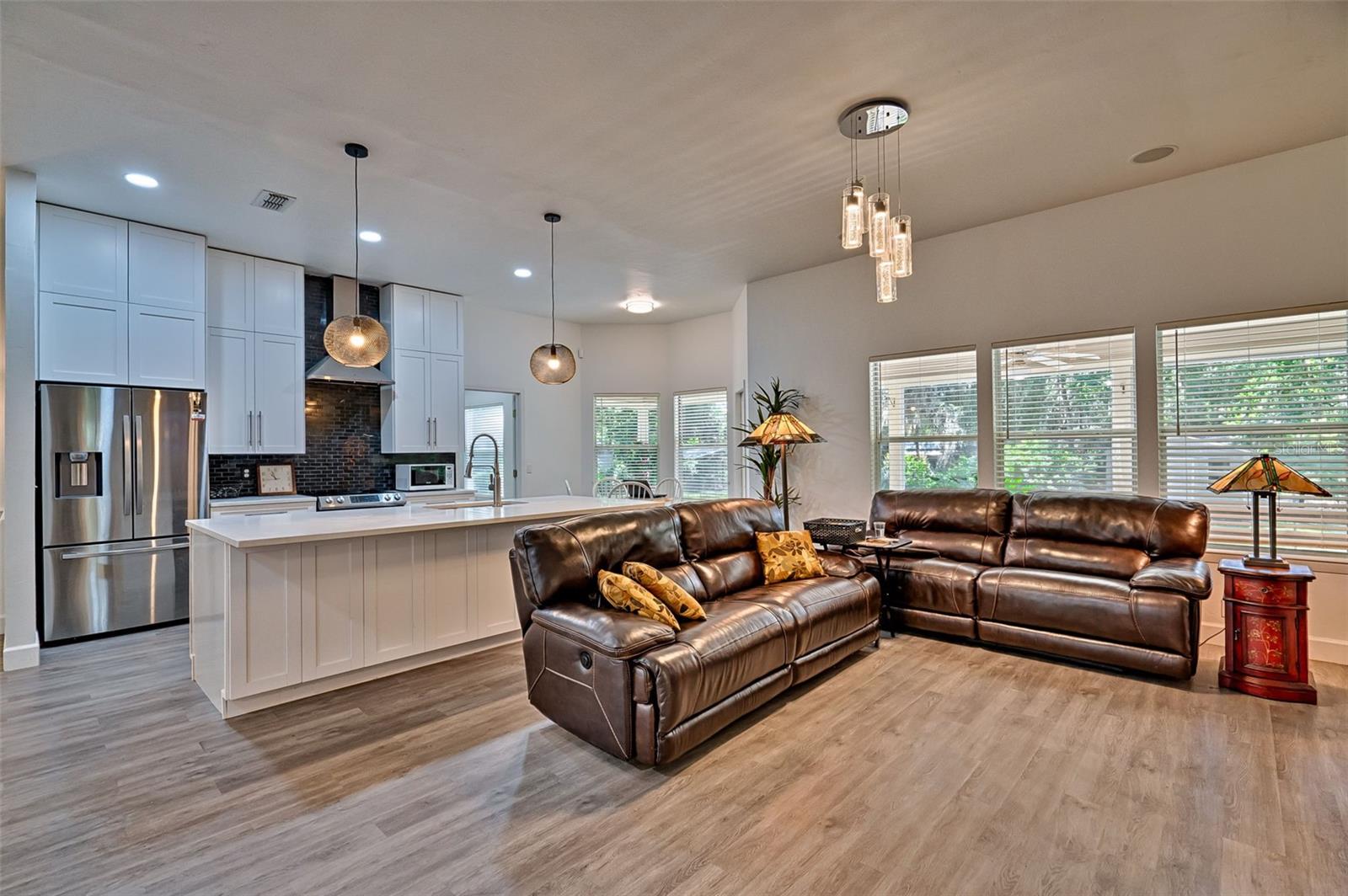 GATOR GETAWAY - Residential