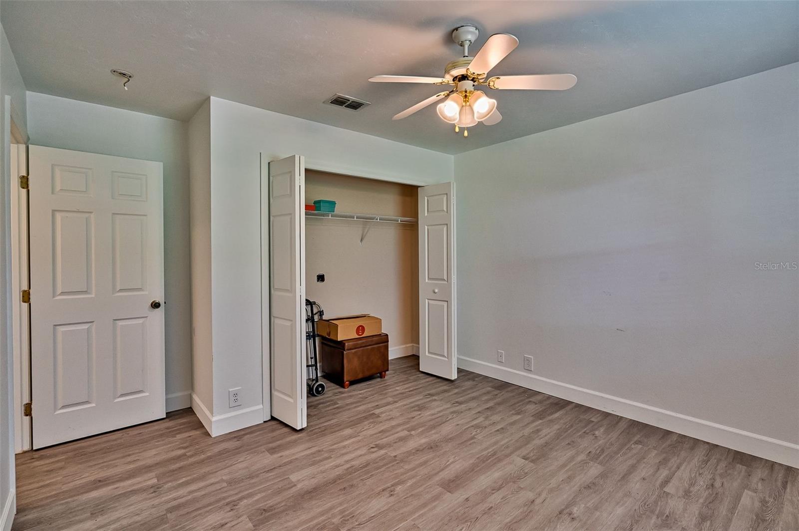 GATOR GETAWAY - Residential