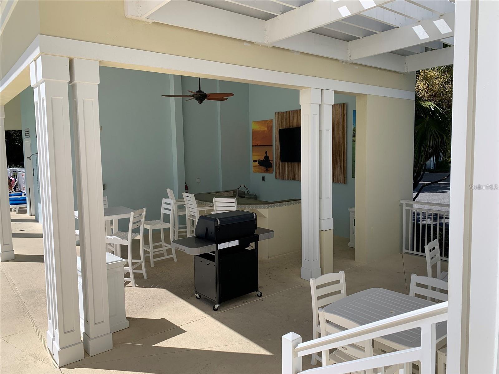 PALMA SOLA BAY CLUB PH 8 - Residential